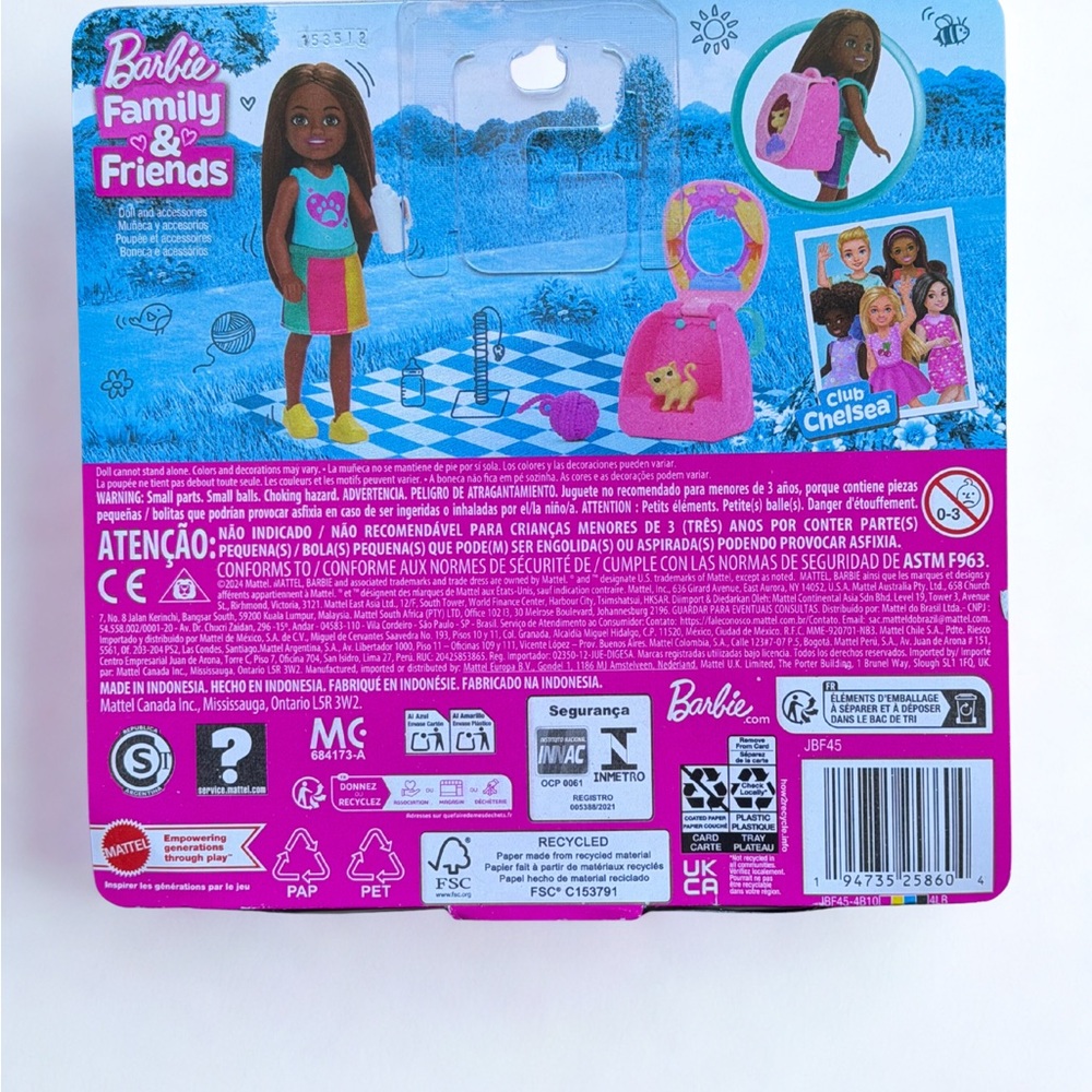 Barbie Club Chelsea Doll with Pink Accessories - Picture 3 of 3